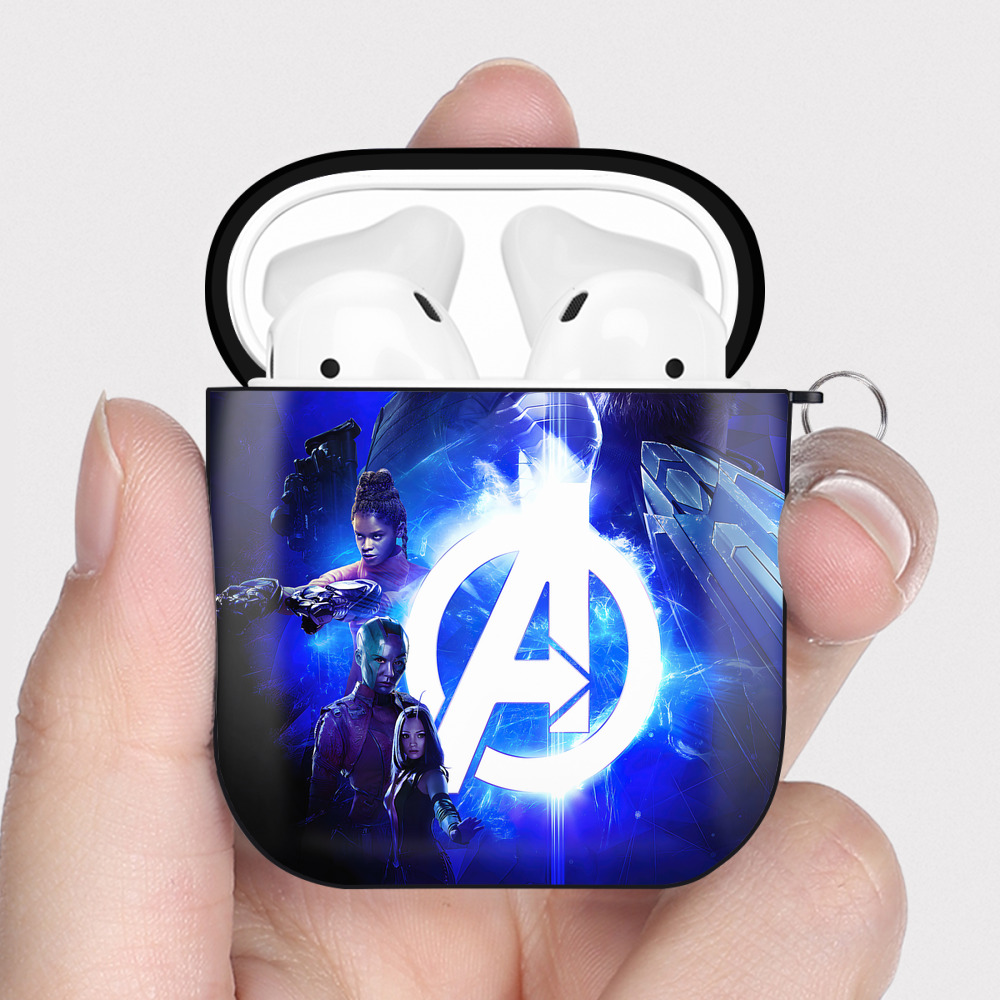 （画像用） アベンジャーズ The Avengers AirPods 第2世代保護ケース ハードシェル ブラック 耐衝撃・防指紋・カラビナ付き