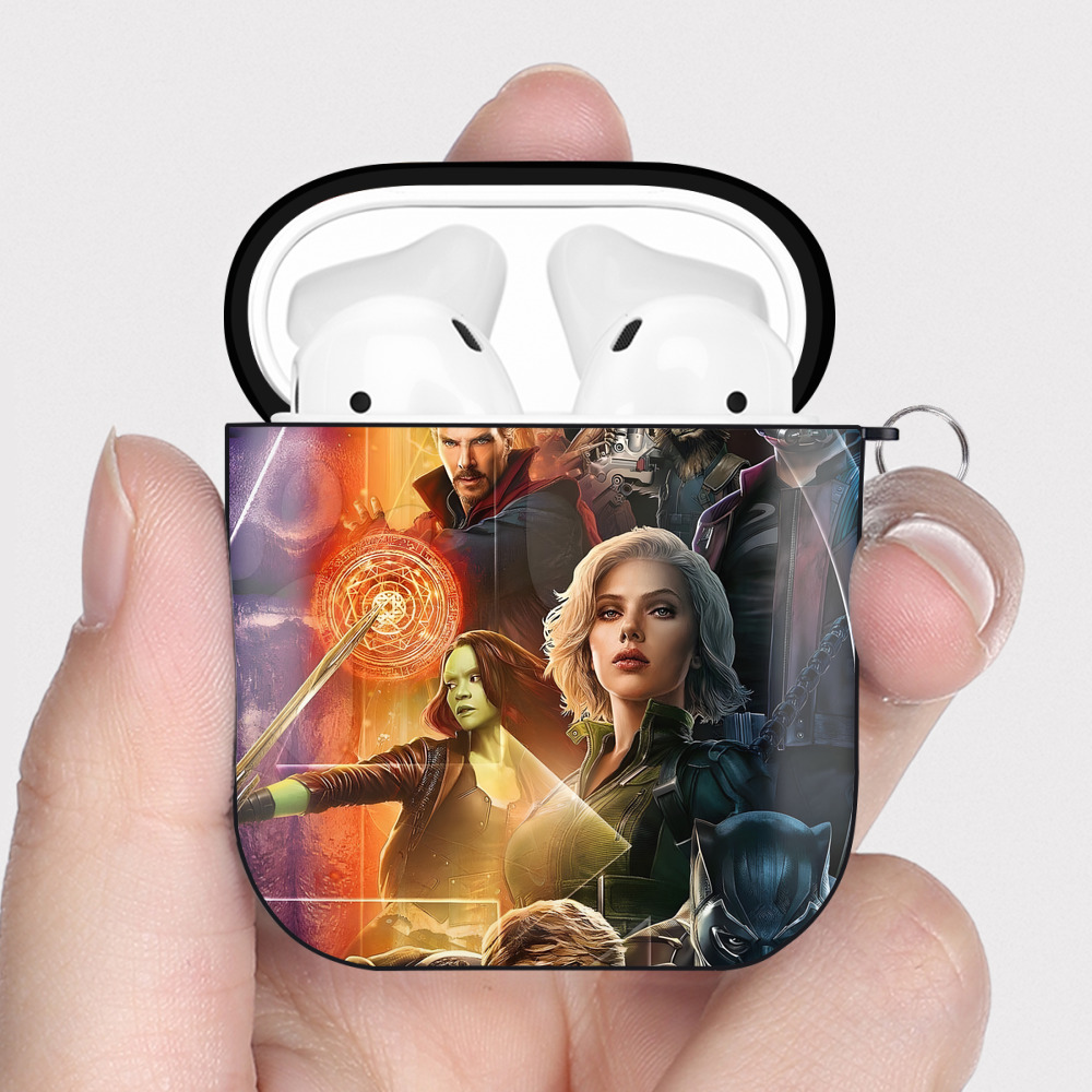 （画像用） アベンジャーズ The Avengers AirPods 第2世代保護ケース ハードシェル ブラック 耐衝撃・防指紋・カラビナ付き