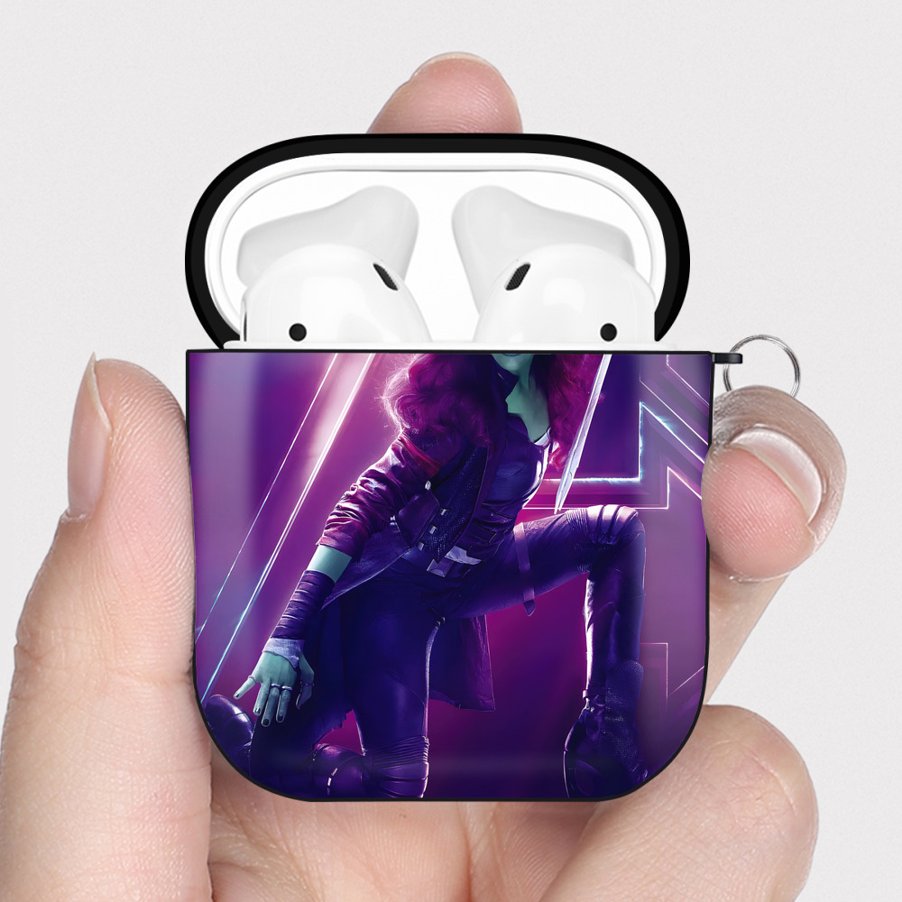 （画像用） アベンジャーズ The Avengers AirPods 第2世代保護ケース ハードシェル ブラック 耐衝撃・防指紋・カラビナ付き