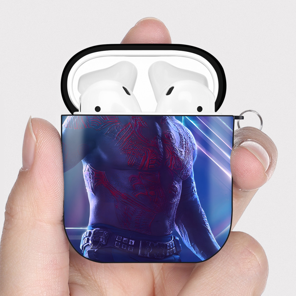 （画像用） アベンジャーズ The Avengers AirPods 第2世代保護ケース ハードシェル ブラック 耐衝撃・防指紋・カラビナ付き