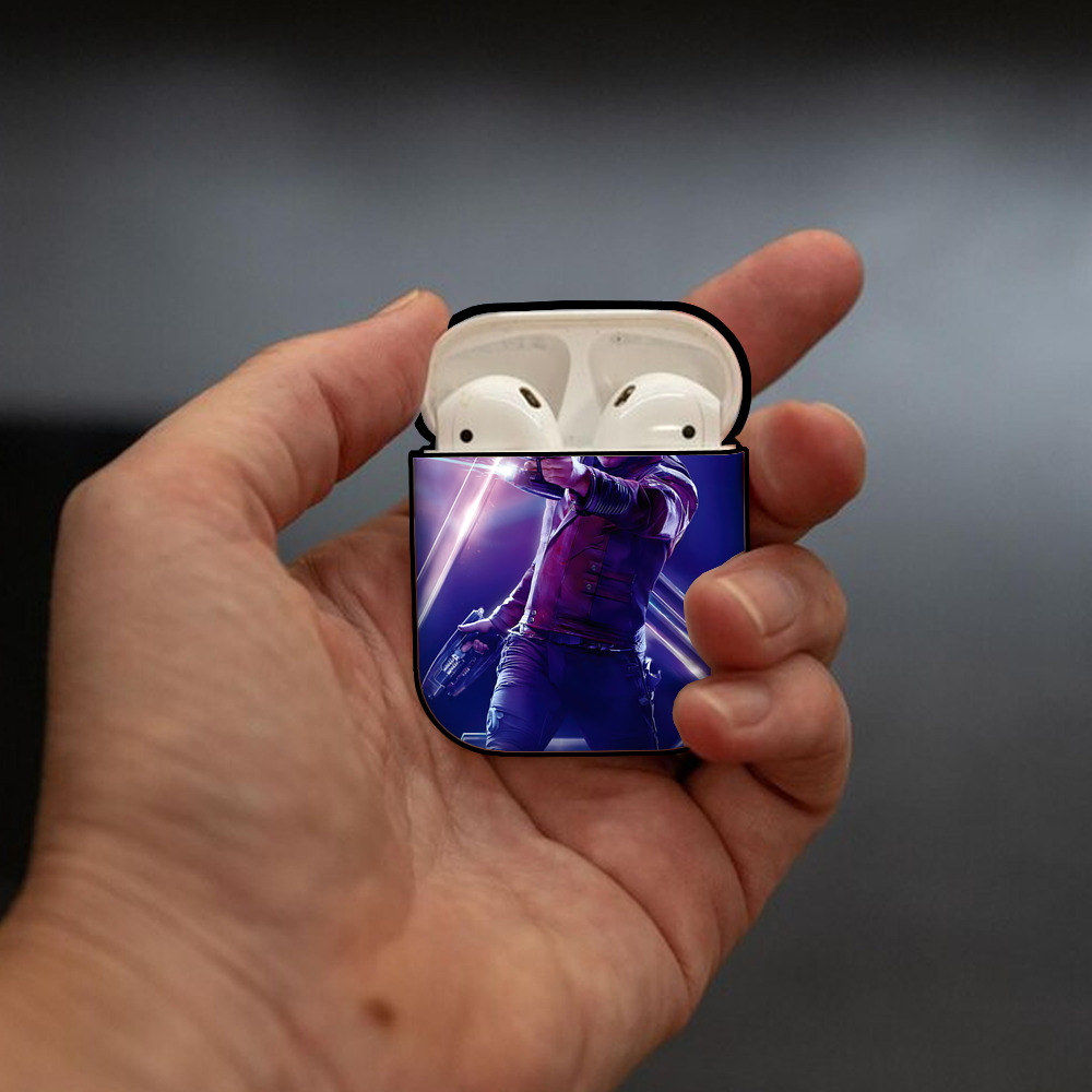 アベンジャーズ The Avengers AirPods 第2世代保護ケース ハードシェル ブラック 耐衝撃・防指紋・カラビナ付き