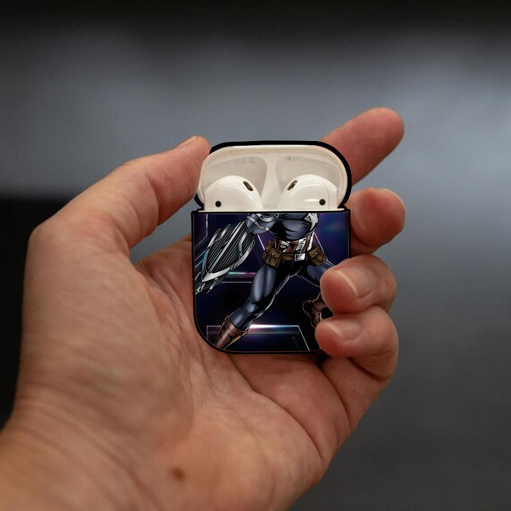 アベンジャーズ The Avengers AirPods 第2世代保護ケース ハードシェル ブラック 耐衝撃・防指紋・カラビナ付き