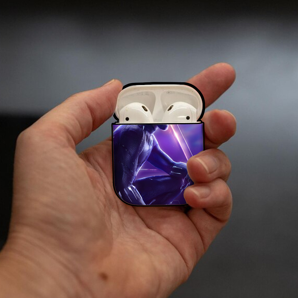 アベンジャーズ The Avengers AirPods 第2世代保護ケース ハードシェル ブラック 耐衝撃・防指紋・カラビナ付き