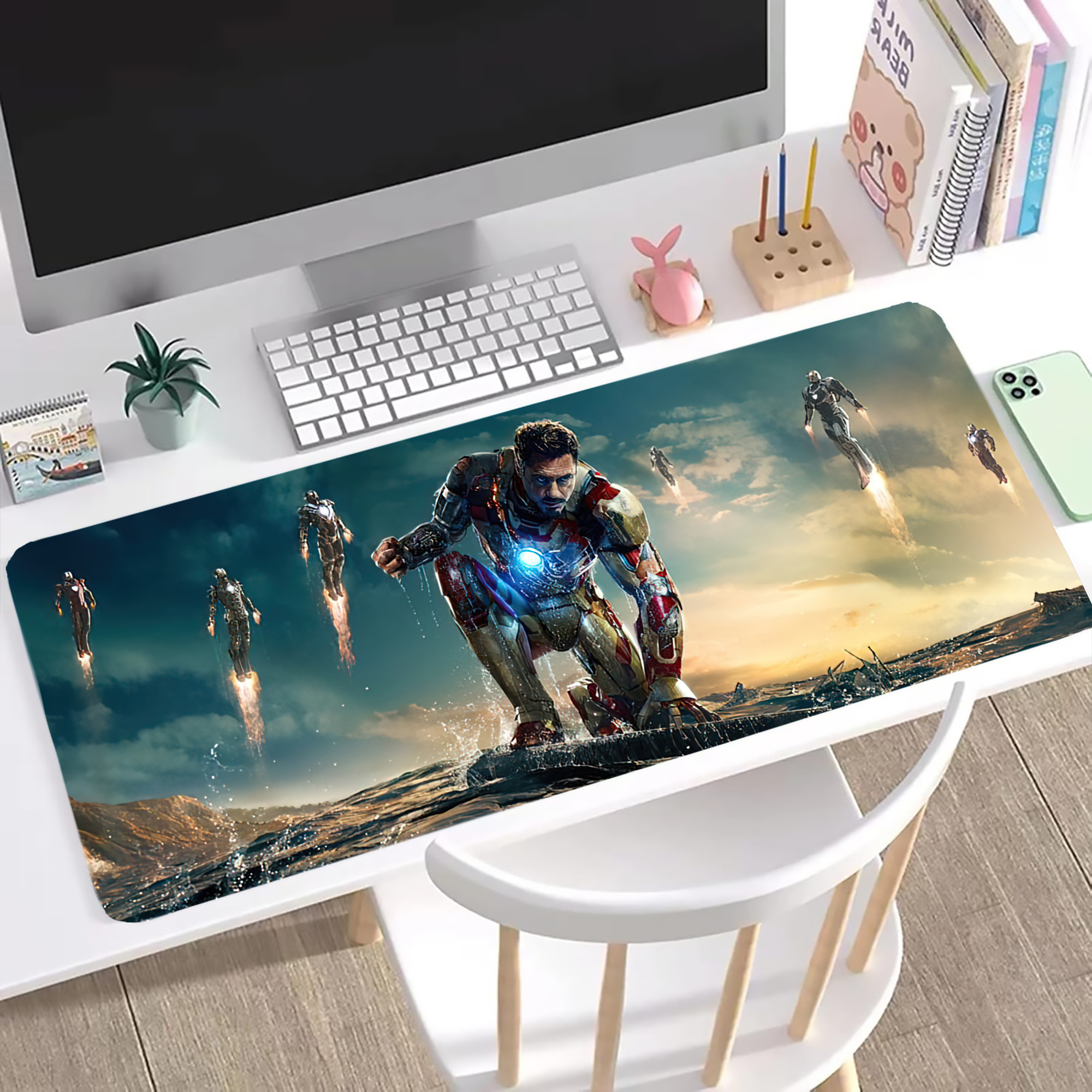 （画像用） アベンジャーズ The Avengers ステッチ加工 大判デスクマット／滑り止めマウスパッド