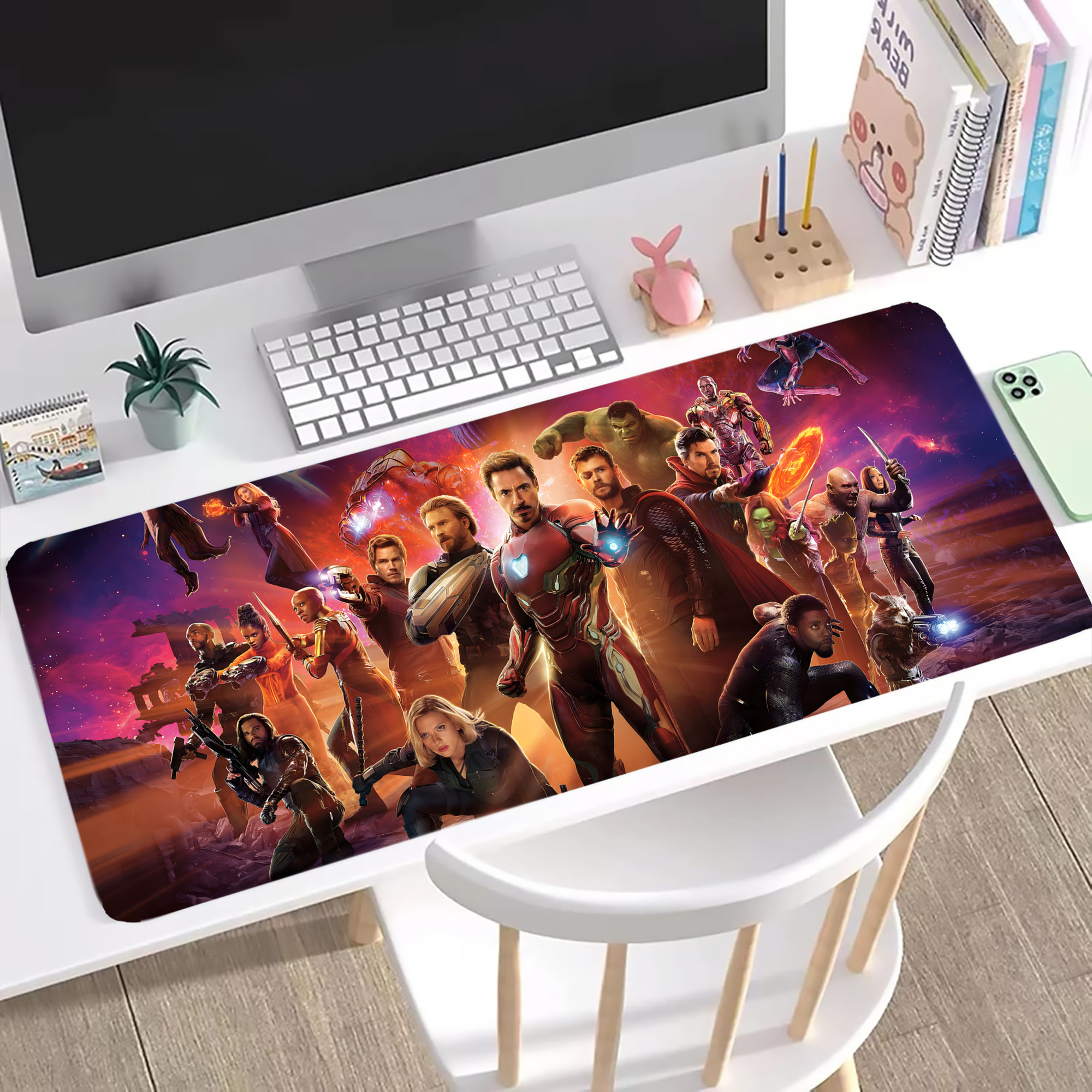 （画像用） アベンジャーズ The Avengers ステッチ加工 大判デスクマット／滑り止めマウスパッド