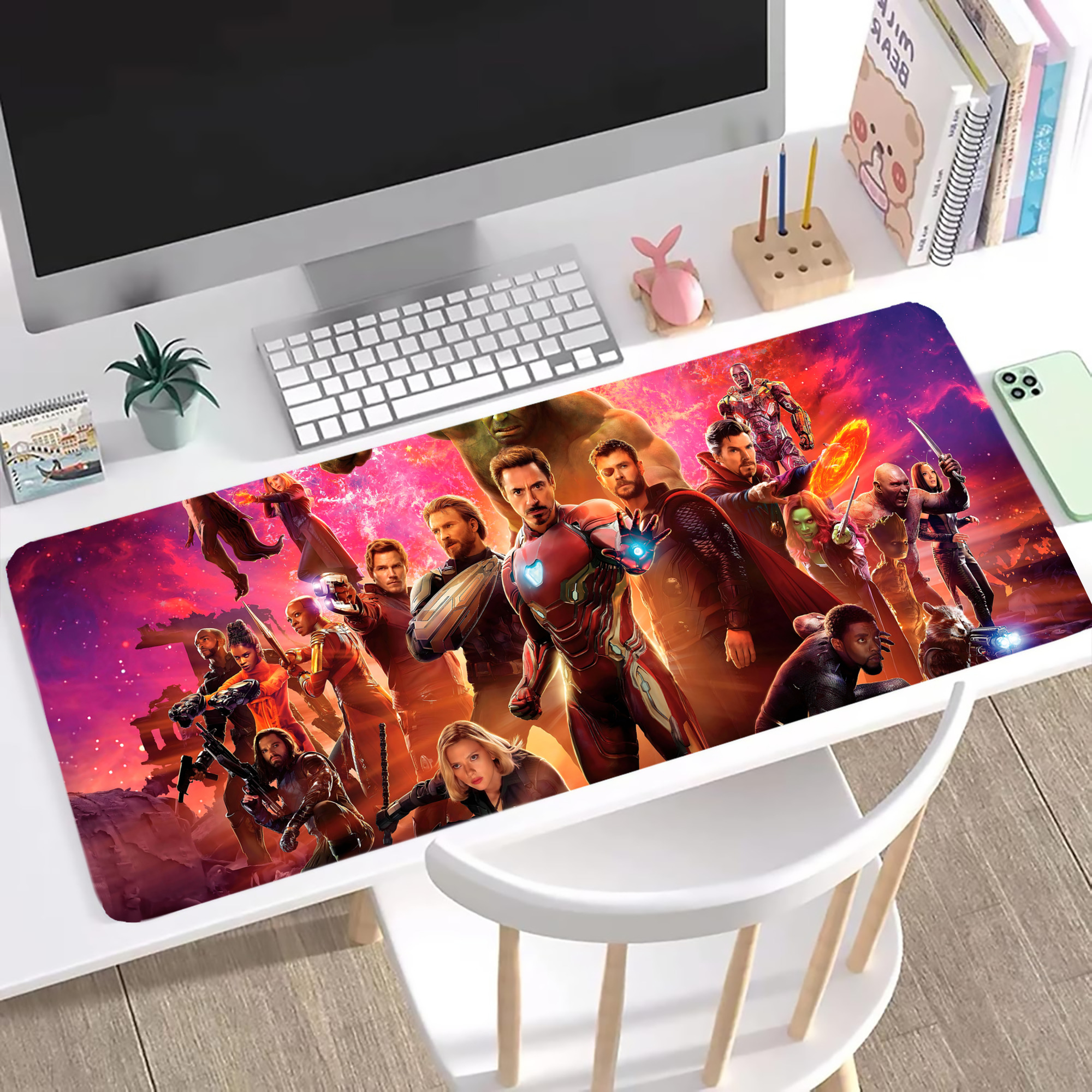 （画像用） アベンジャーズ The Avengers ステッチ加工 大判デスクマット／滑り止めマウスパッド