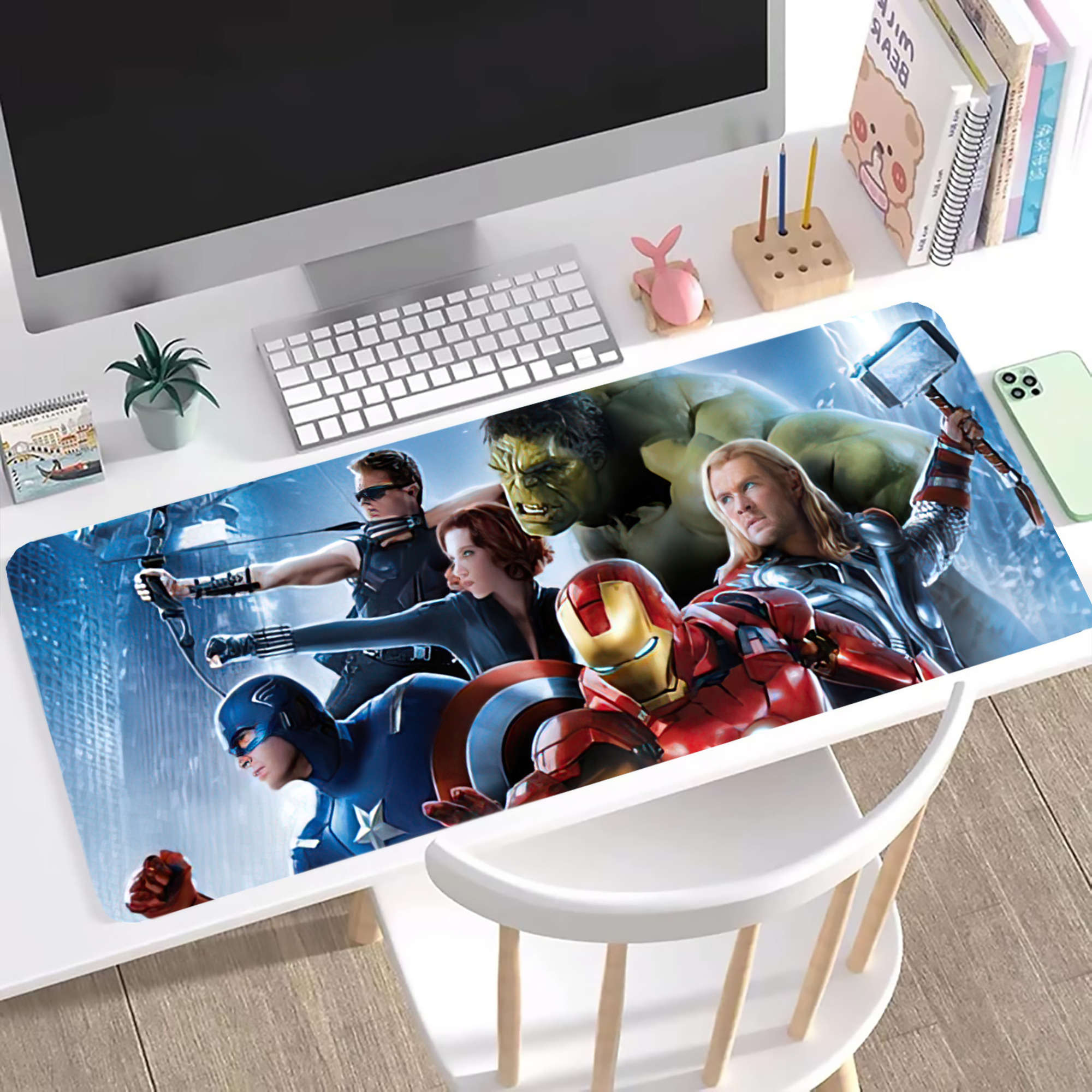 （画像用） アベンジャーズ The Avengers ステッチ加工 大判デスクマット／滑り止めマウスパッド