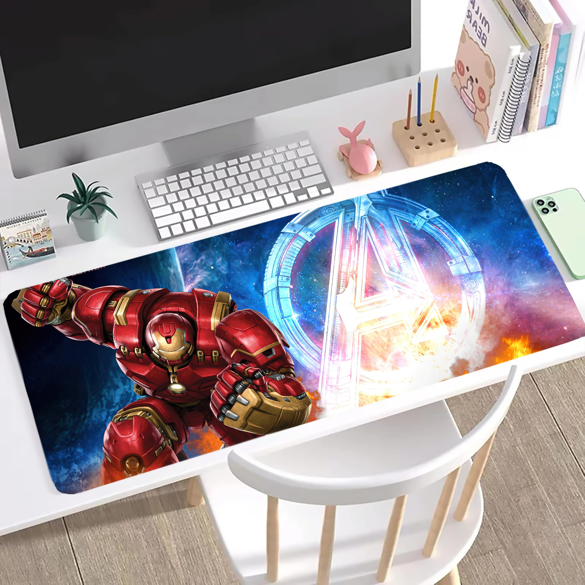 （画像用） アベンジャーズ The Avengers ステッチ加工 大判デスクマット／滑り止めマウスパッド
