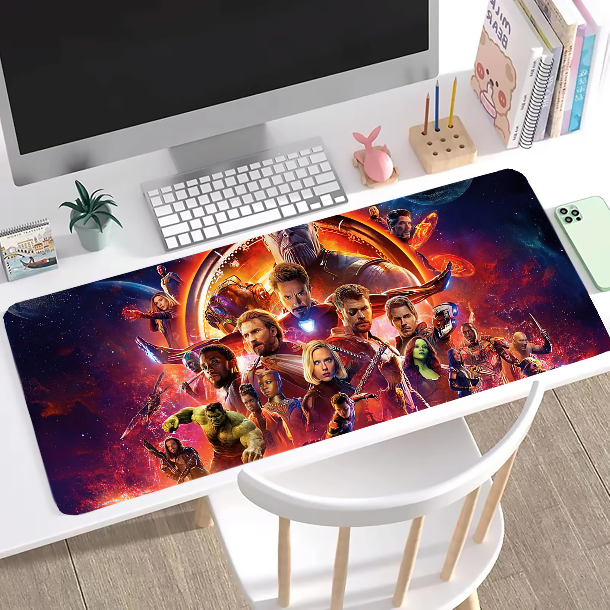 （画像用） アベンジャーズ The Avengers ステッチ加工 大判デスクマット／滑り止めマウスパッド