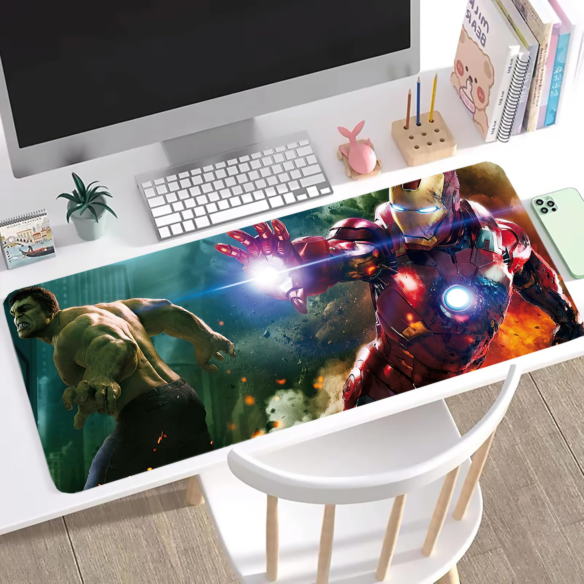 （画像用） アベンジャーズ The Avengers ステッチ加工 大判デスクマット／滑り止めマウスパッド
