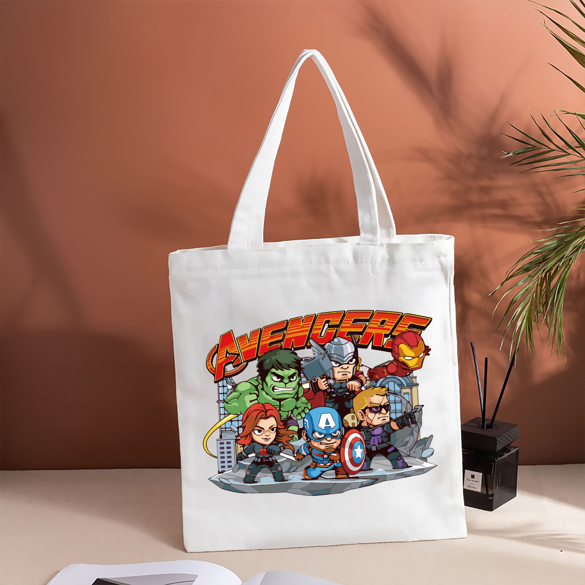 アベンジャーズ The Avengers 縦型キャンバス生地手提げバッグ　トートバッグ