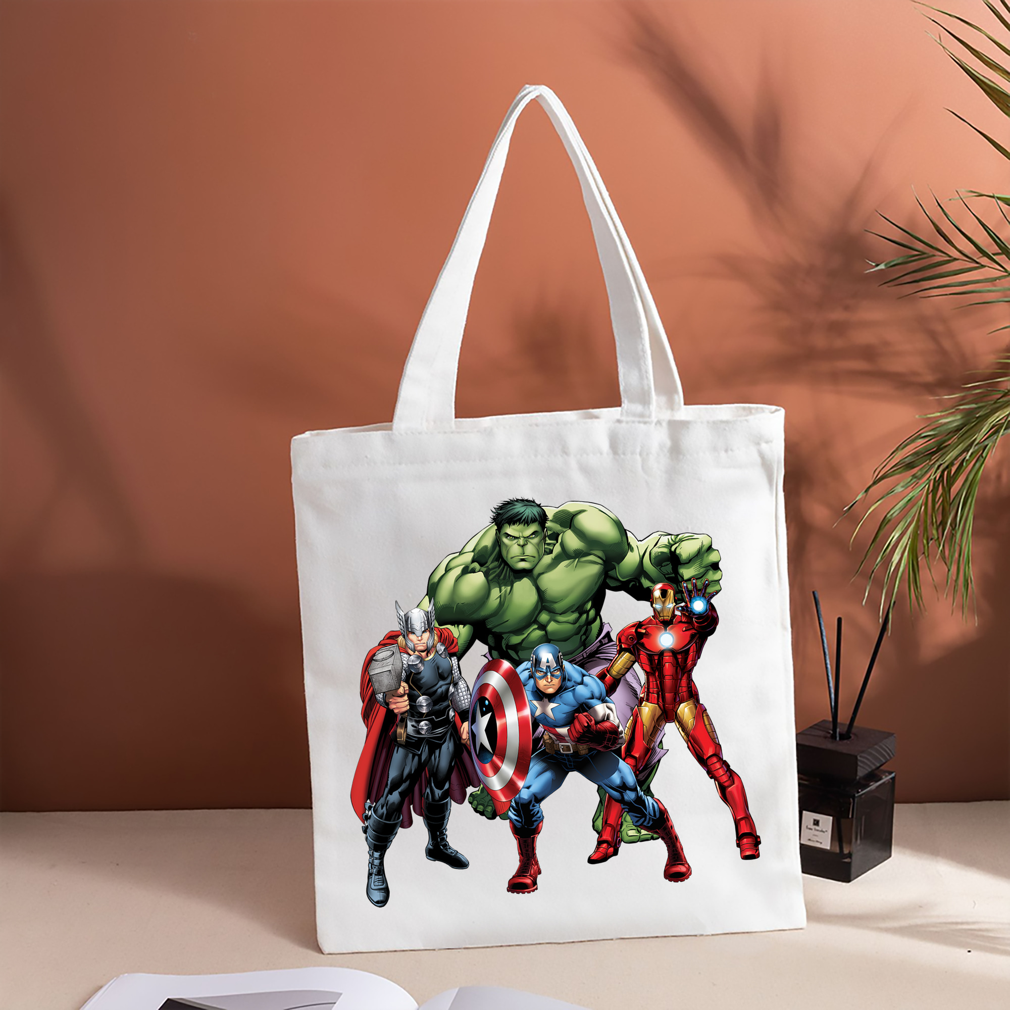 アベンジャーズ The Avengers 縦型キャンバス生地手提げバッグ　トートバッグ