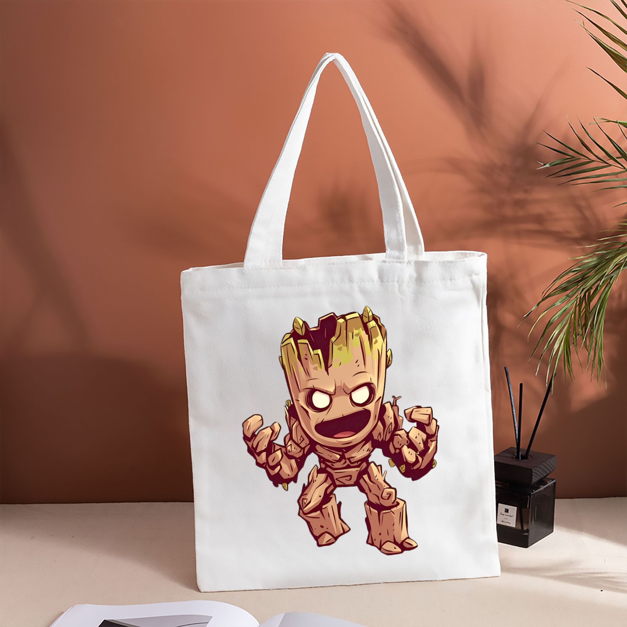 アベンジャーズ The Avengers 縦型キャンバス生地手提げバッグ　トートバッグ