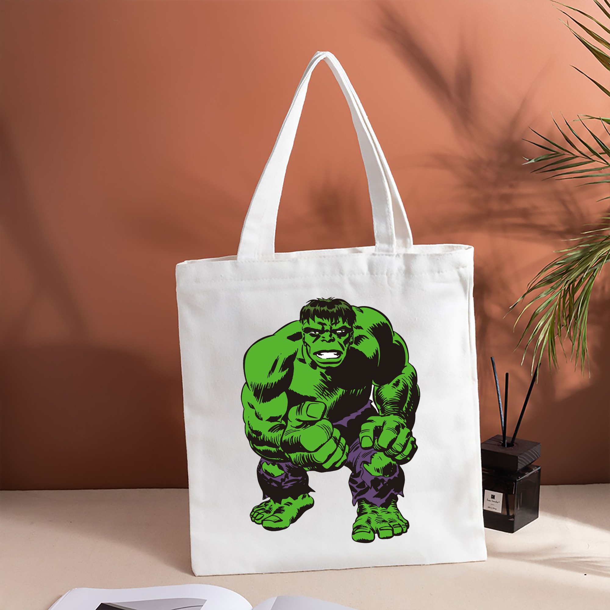 アベンジャーズ The Avengers 縦型キャンバス生地手提げバッグ　トートバッグ