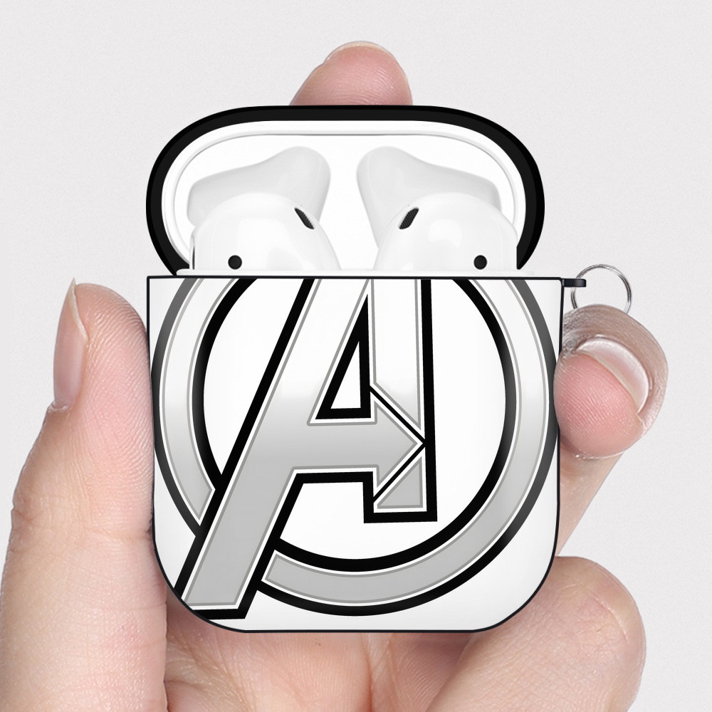（画像用） アベンジャーズ The Avengers AirPods 第2世代保護ケース ハードシェル ブラック 耐衝撃・防指紋・カラビナ付き