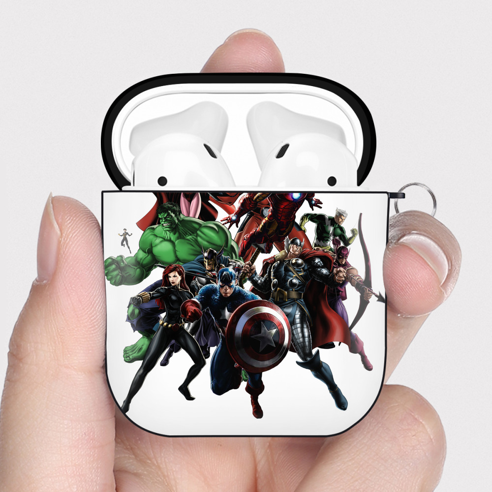 （画像用） アベンジャーズ The Avengers AirPods 第2世代保護ケース ハードシェル ブラック 耐衝撃・防指紋・カラビナ付き