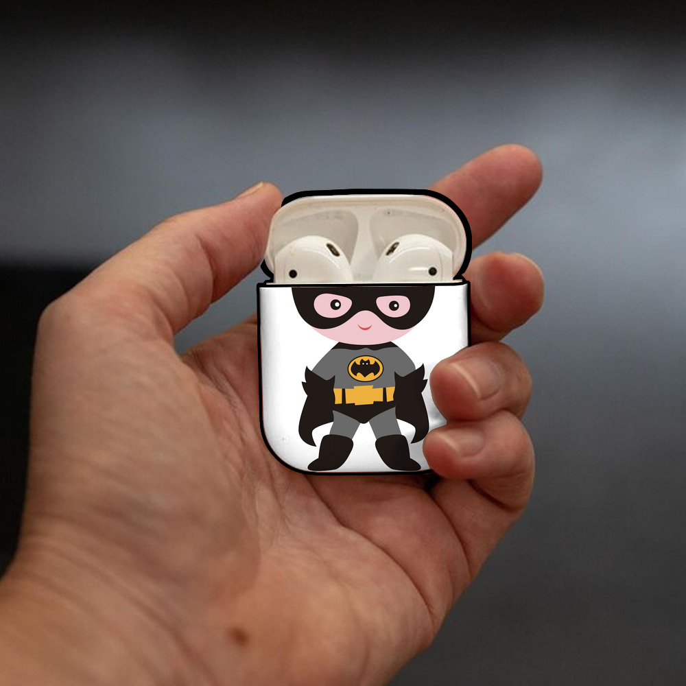 アベンジャーズ The Avengers AirPods 第2世代保護ケース ハードシェル ブラック 耐衝撃・防指紋・カラビナ付き