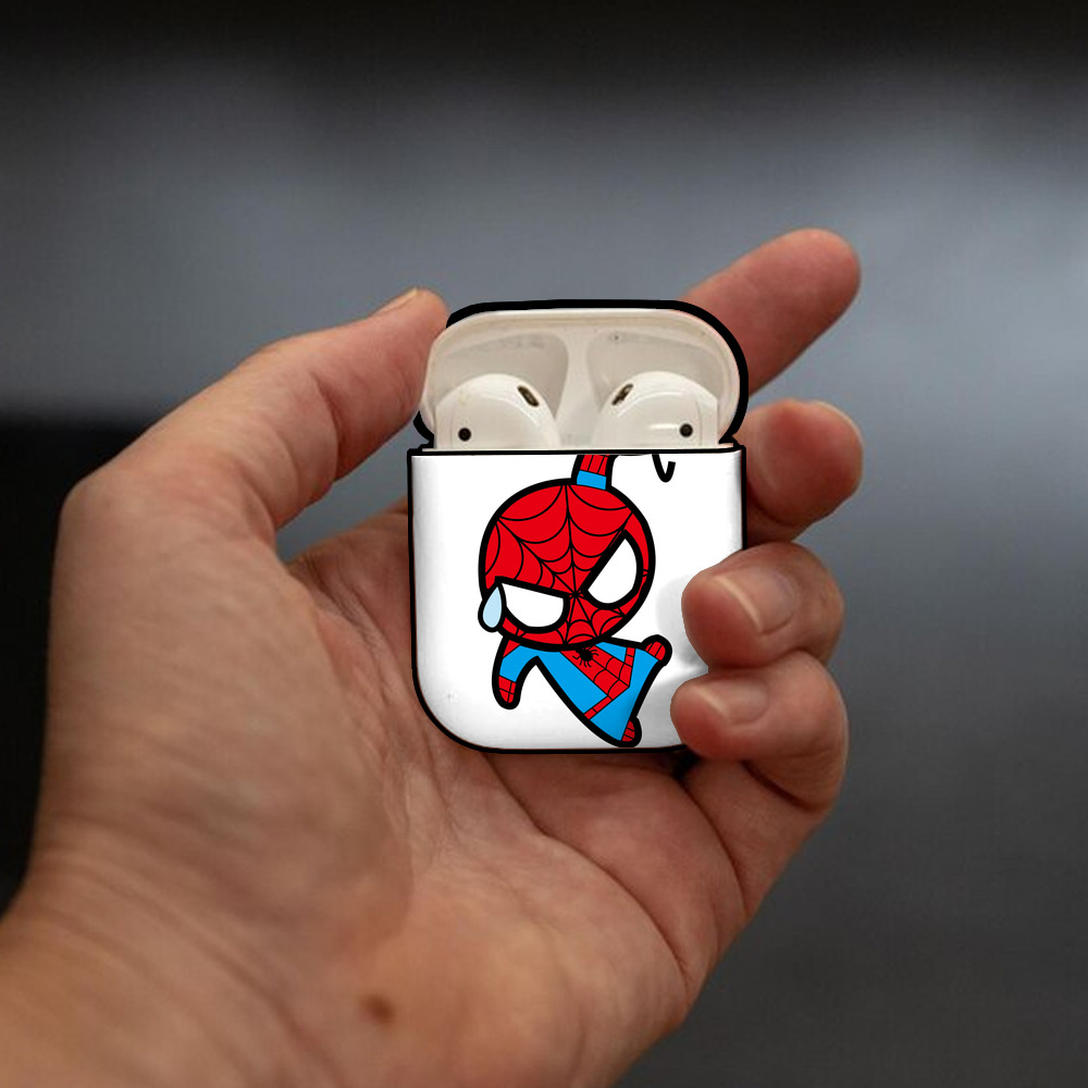アベンジャーズ The Avengers AirPods 第2世代保護ケース ハードシェル ブラック 耐衝撃・防指紋・カラビナ付き