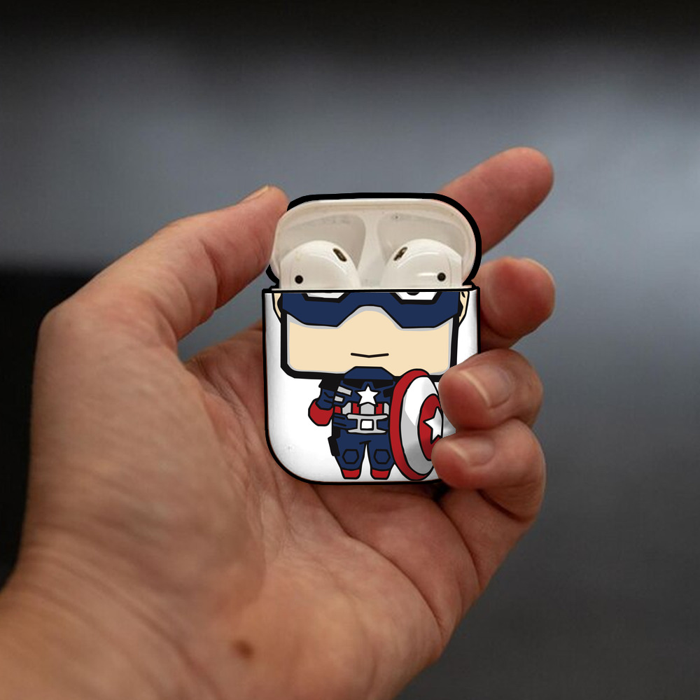 アベンジャーズ The Avengers AirPods 第2世代保護ケース ハードシェル ブラック 耐衝撃・防指紋・カラビナ付き
