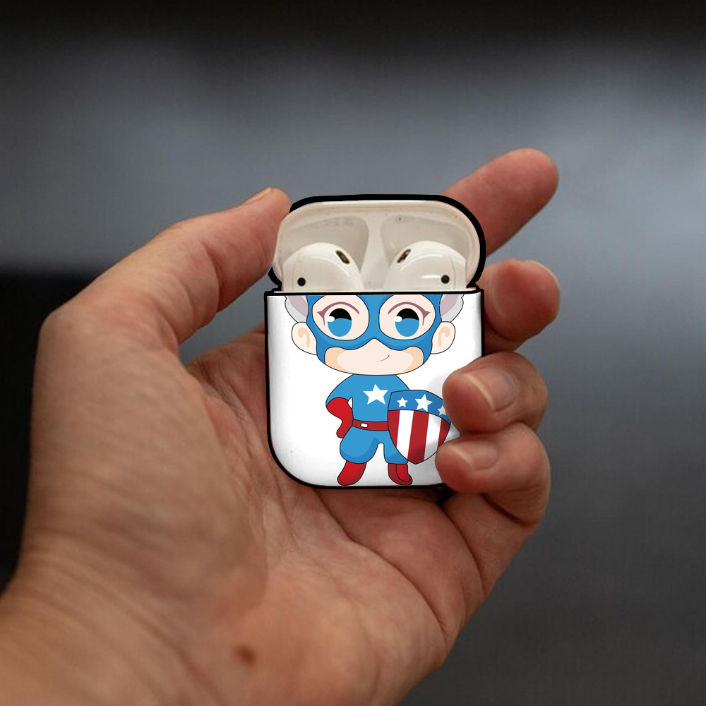 アベンジャーズ The Avengers AirPods 第2世代保護ケース ハードシェル ブラック 耐衝撃・防指紋・カラビナ付き