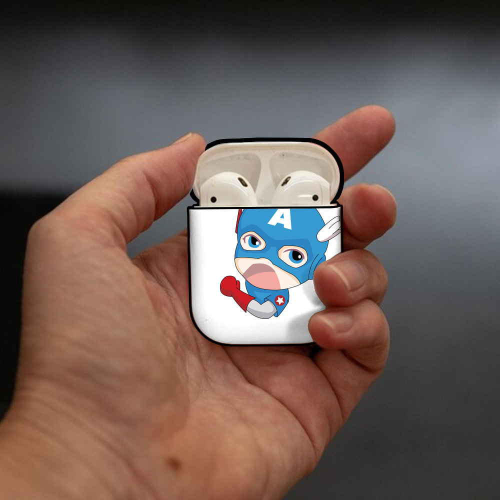 アベンジャーズ The Avengers AirPods 第2世代保護ケース ハードシェル ブラック 耐衝撃・防指紋・カラビナ付き