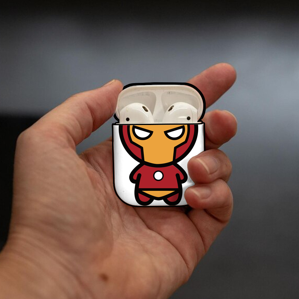 アベンジャーズ The Avengers AirPods 第2世代保護ケース ハードシェル ブラック 耐衝撃・防指紋・カラビナ付き