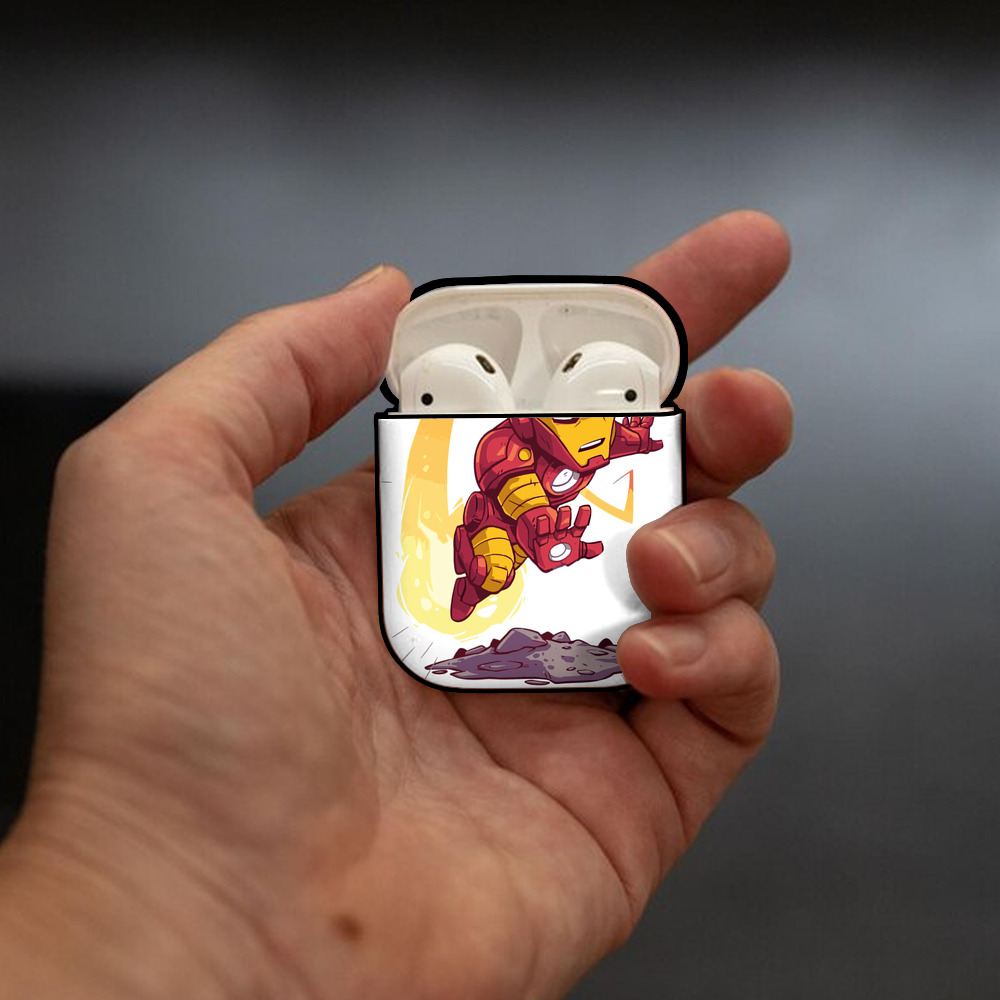 アベンジャーズ The Avengers AirPods 第2世代保護ケース ハードシェル ブラック 耐衝撃・防指紋・カラビナ付き