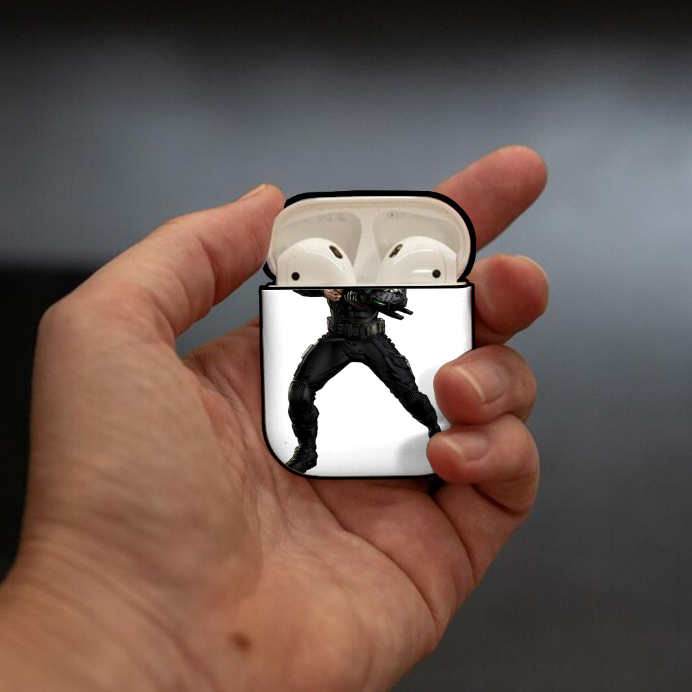 アベンジャーズ The Avengers AirPods 第2世代保護ケース ハードシェル ブラック 耐衝撃・防指紋・カラビナ付き