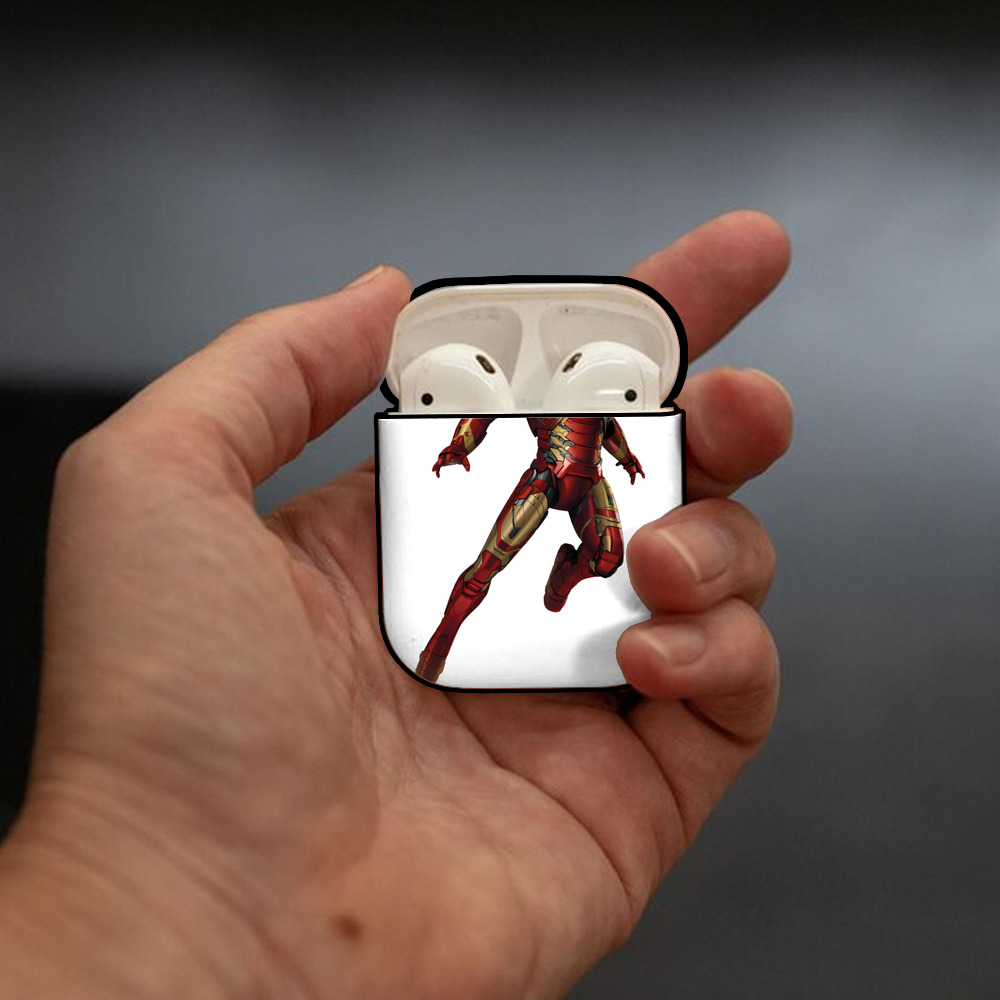 アベンジャーズ The Avengers AirPods 第2世代保護ケース ハードシェル ブラック 耐衝撃・防指紋・カラビナ付き