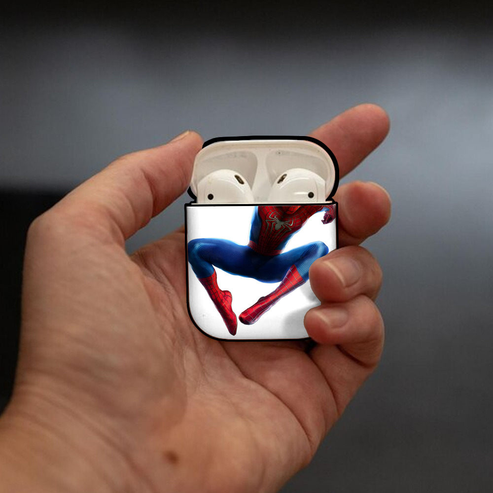 アベンジャーズ The Avengers AirPods 第2世代保護ケース ハードシェル ブラック 耐衝撃・防指紋・カラビナ付き