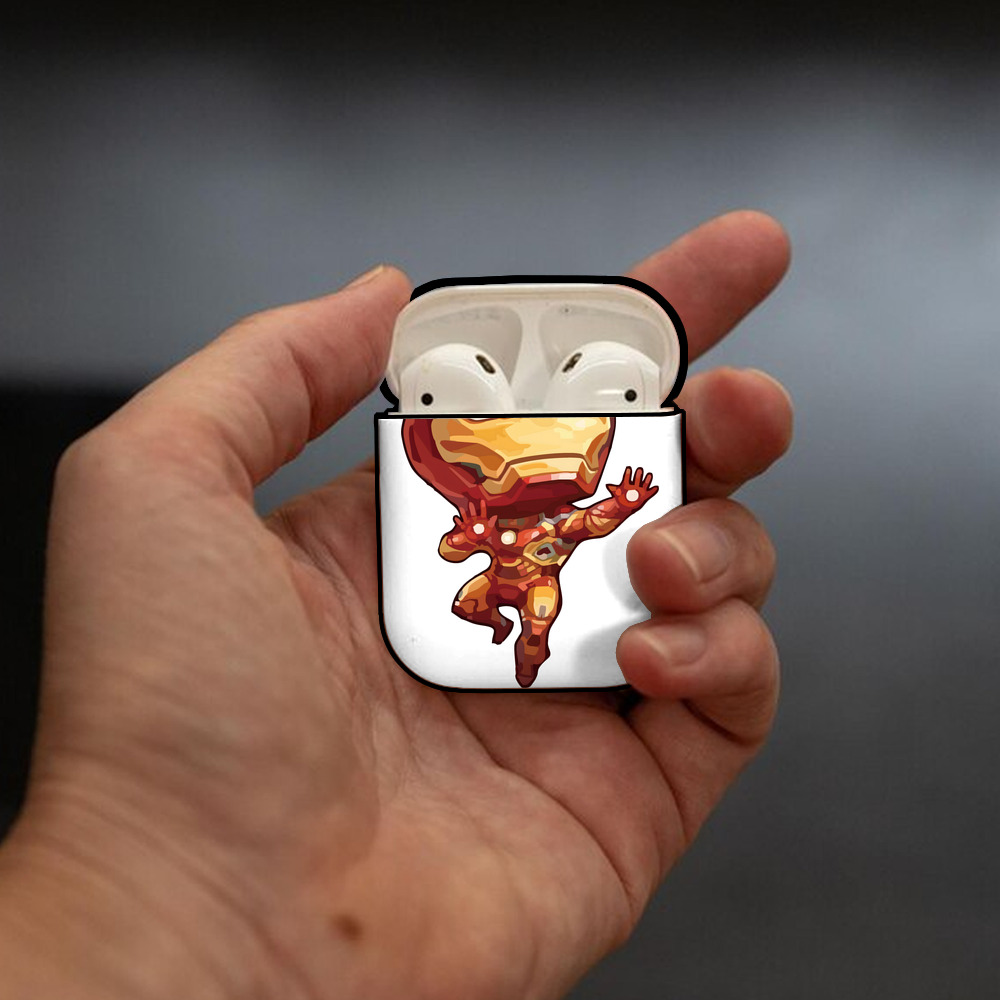 アベンジャーズ The Avengers AirPods 第2世代保護ケース ハードシェル ブラック 耐衝撃・防指紋・カラビナ付き