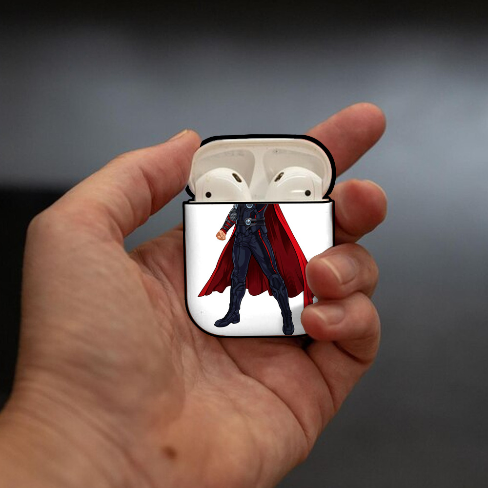 アベンジャーズ The Avengers AirPods 第2世代保護ケース ハードシェル ブラック 耐衝撃・防指紋・カラビナ付き