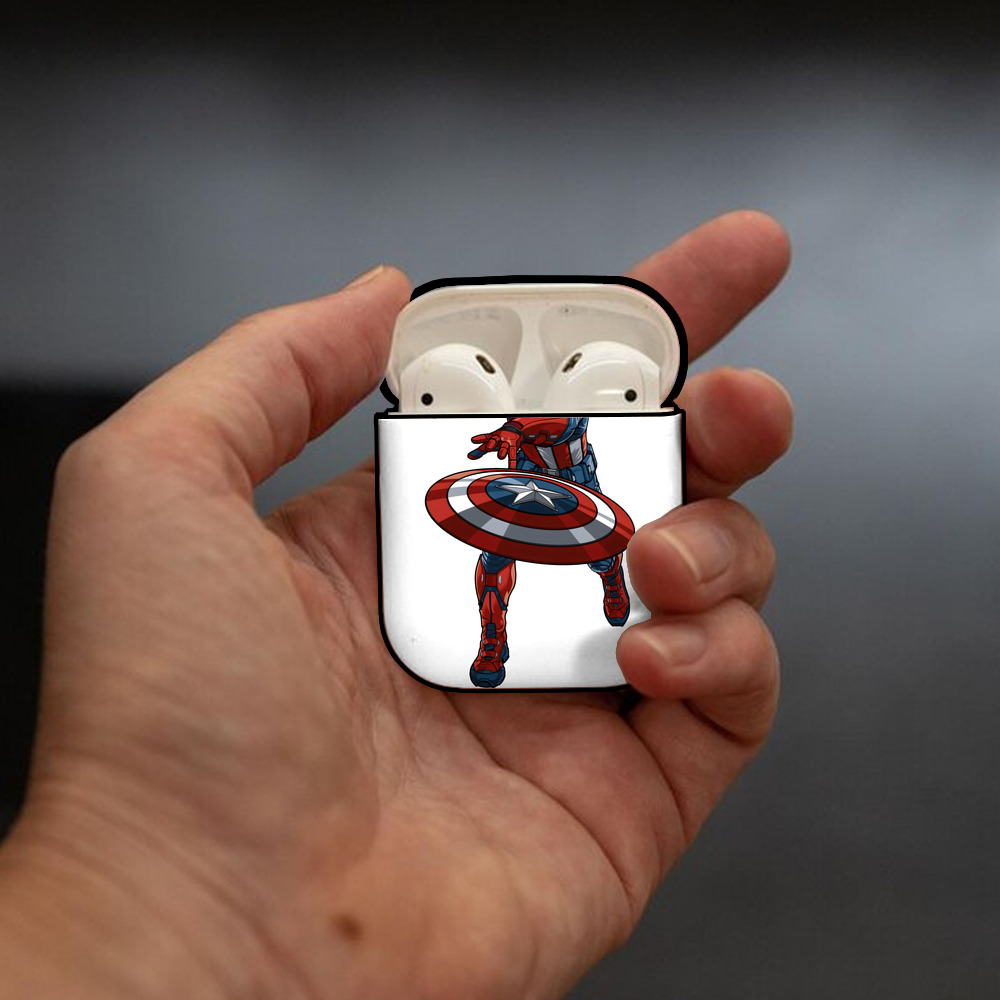 アベンジャーズ The Avengers AirPods 第2世代保護ケース ハードシェル ブラック 耐衝撃・防指紋・カラビナ付き