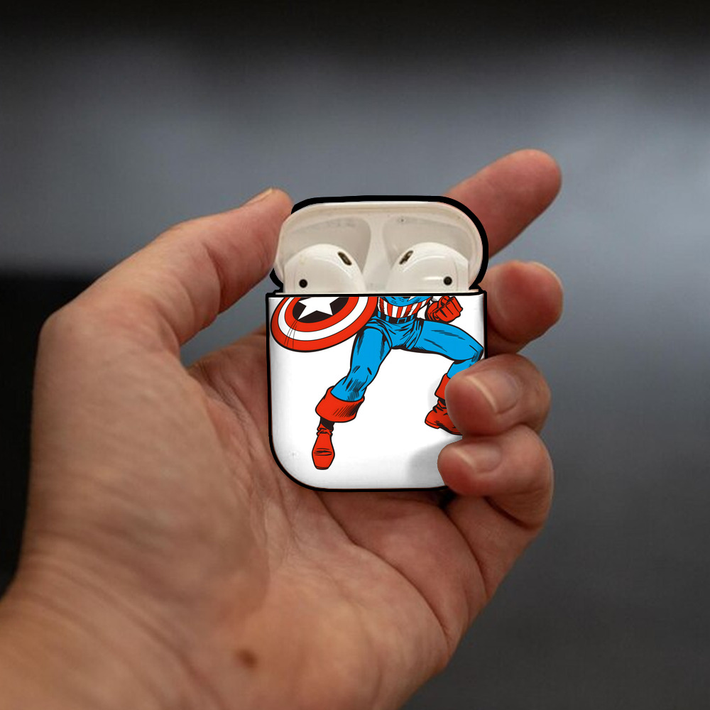 アベンジャーズ The Avengers AirPods 第2世代保護ケース ハードシェル ブラック 耐衝撃・防指紋・カラビナ付き
