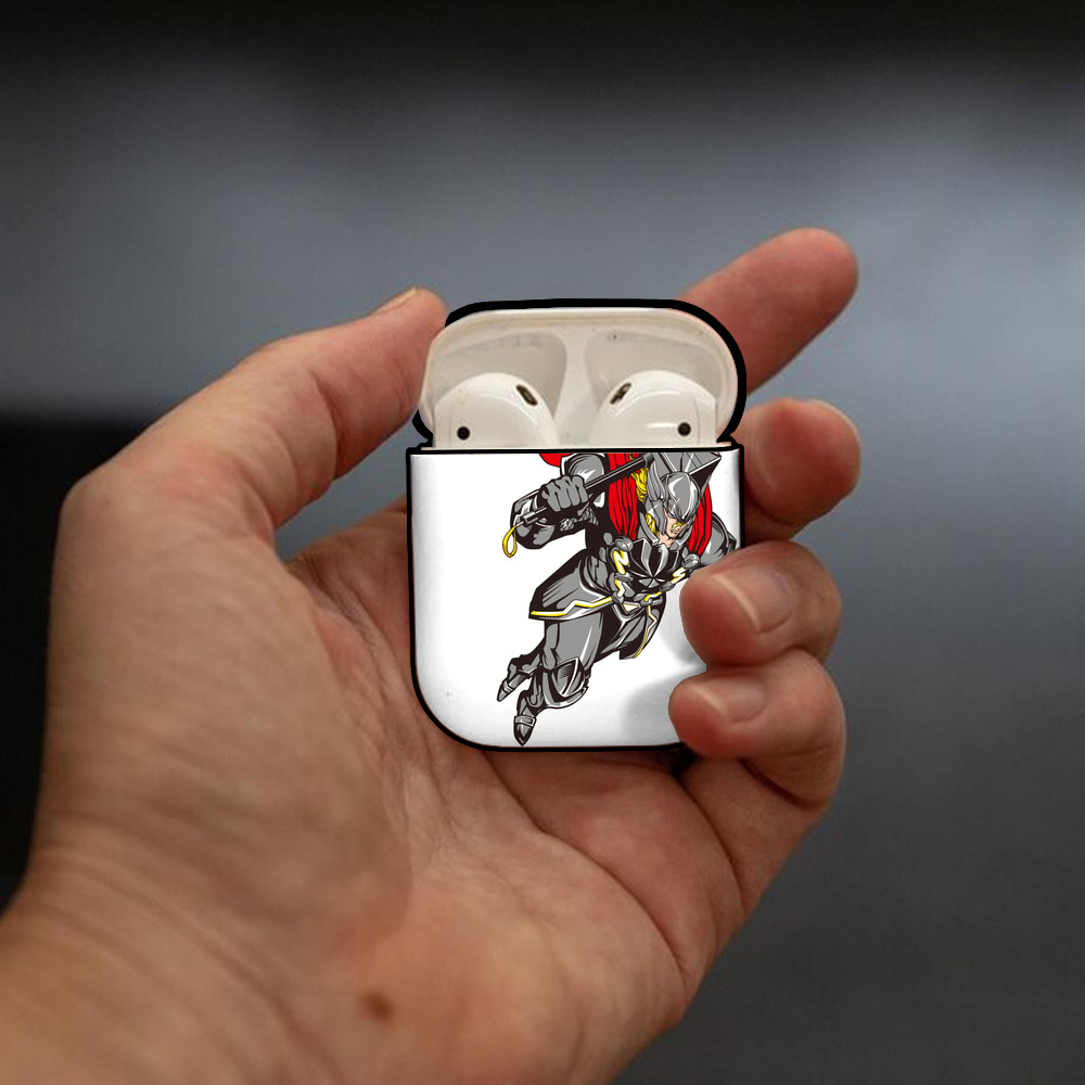 アベンジャーズ The Avengers AirPods 第2世代保護ケース ハードシェル ブラック 耐衝撃・防指紋・カラビナ付き