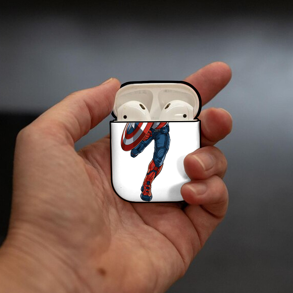 アベンジャーズ The Avengers AirPods 第2世代保護ケース ハードシェル ブラック 耐衝撃・防指紋・カラビナ付き
