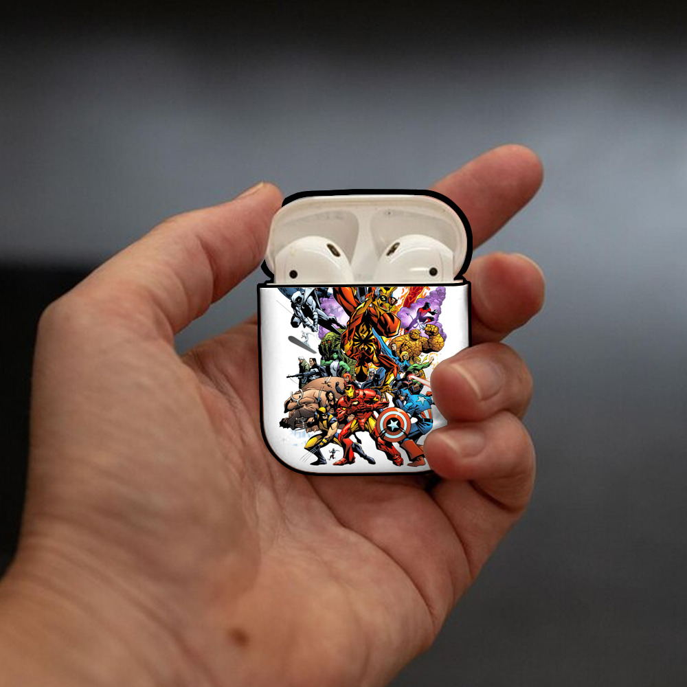 アベンジャーズ The Avengers AirPods 第2世代保護ケース ハードシェル ブラック 耐衝撃・防指紋・カラビナ付き