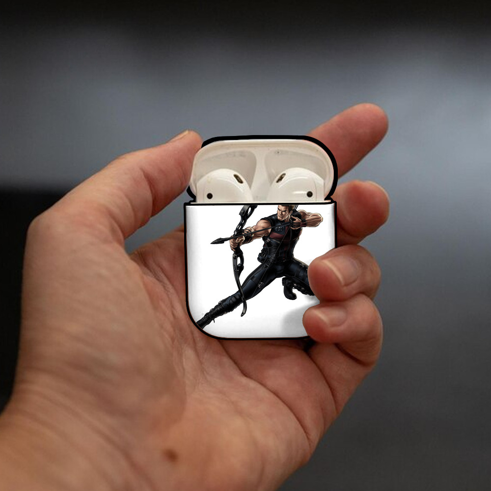 アベンジャーズ The Avengers AirPods 第2世代保護ケース ハードシェル ブラック 耐衝撃・防指紋・カラビナ付き