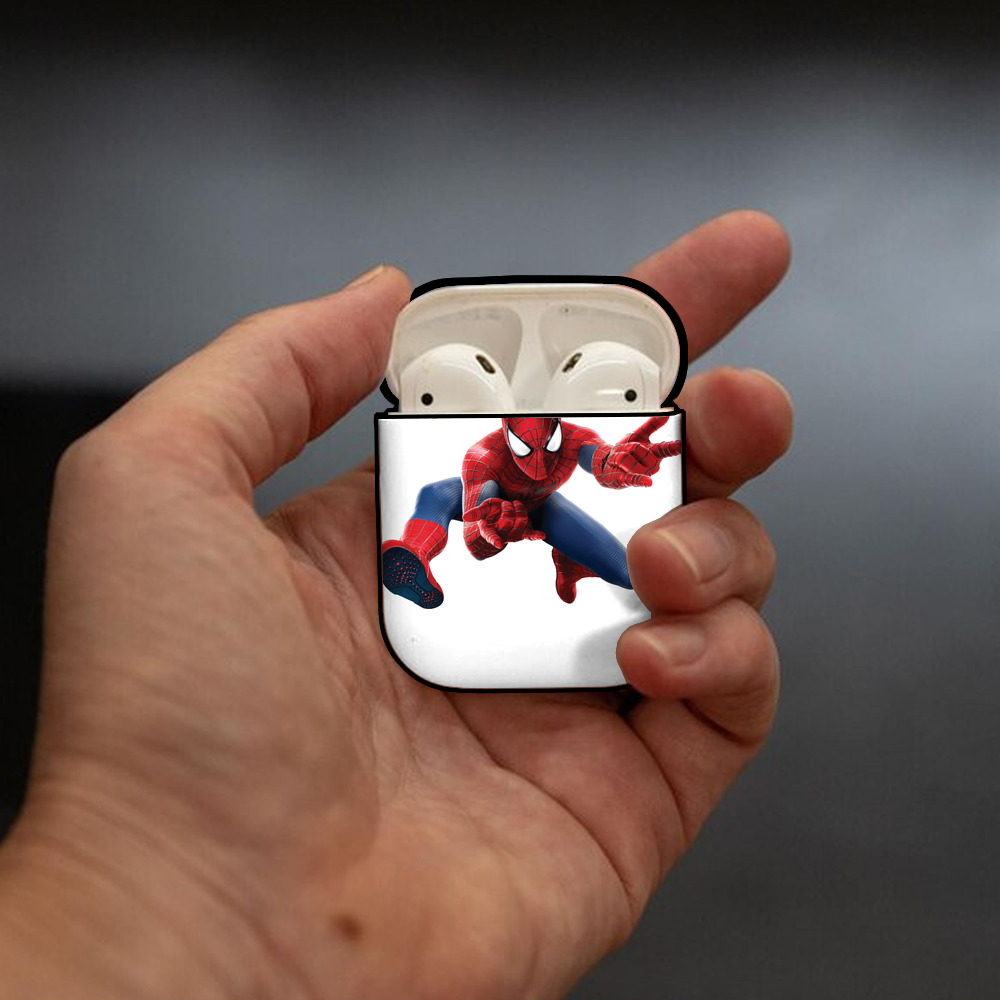 アベンジャーズ The Avengers AirPods 第2世代保護ケース ハードシェル ブラック 耐衝撃・防指紋・カラビナ付き