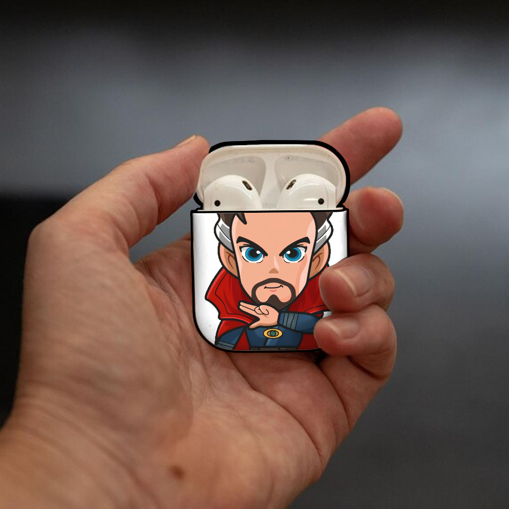 アベンジャーズ The Avengers AirPods 第2世代保護ケース ハードシェル ブラック 耐衝撃・防指紋・カラビナ付き
