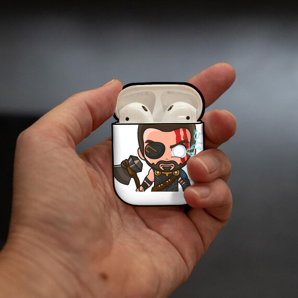 アベンジャーズ The Avengers AirPods 第2世代保護ケース ハードシェル ブラック 耐衝撃・防指紋・カラビナ付き
