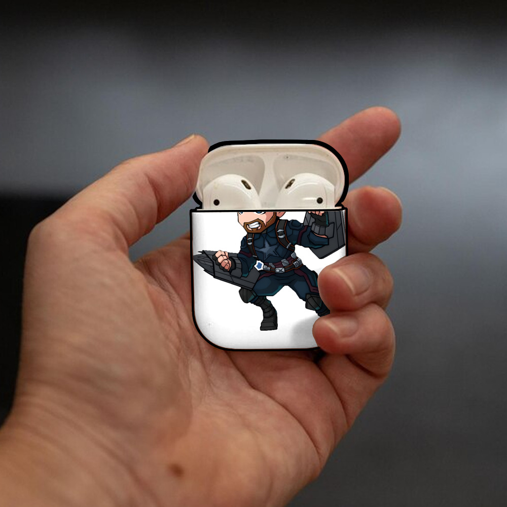 アベンジャーズ The Avengers AirPods 第2世代保護ケース ハードシェル ブラック 耐衝撃・防指紋・カラビナ付き