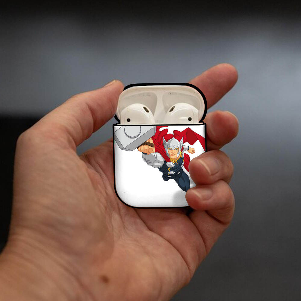 アベンジャーズ The Avengers AirPods 第2世代保護ケース ハードシェル ブラック 耐衝撃・防指紋・カラビナ付き